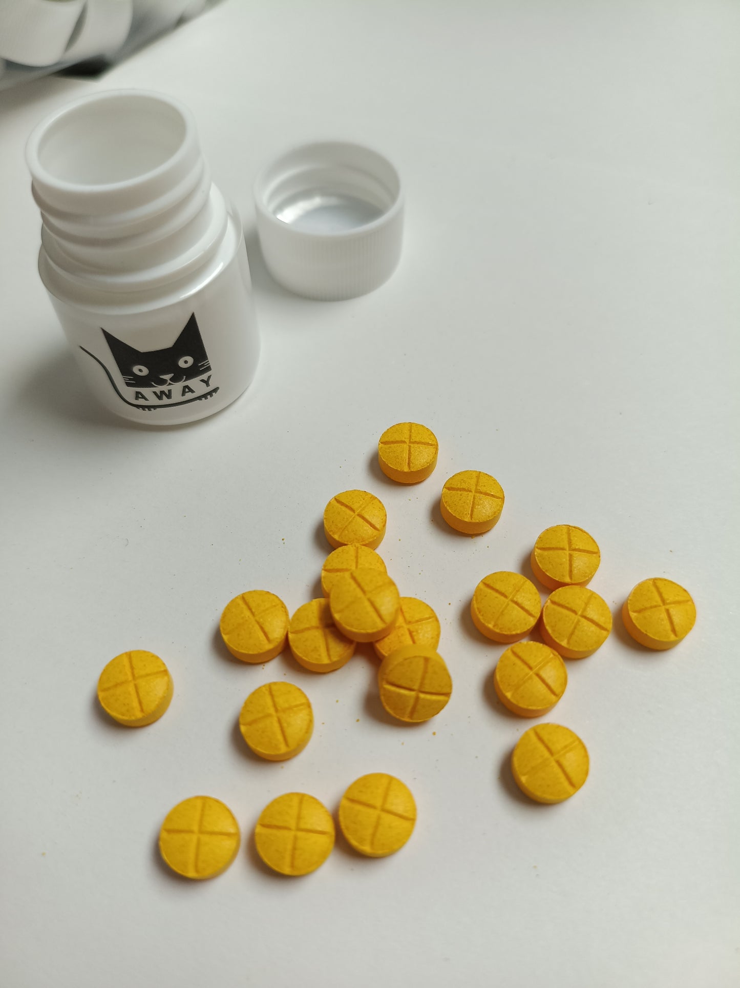 Gs-441524 pills 6mg(3$/pill) Formula Supplement for feline infectious peritonitis(FIP & FIPV